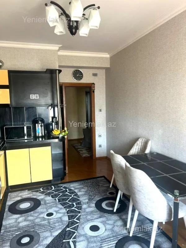 Satılır 2 otaqlı yeni tikili 110 m²