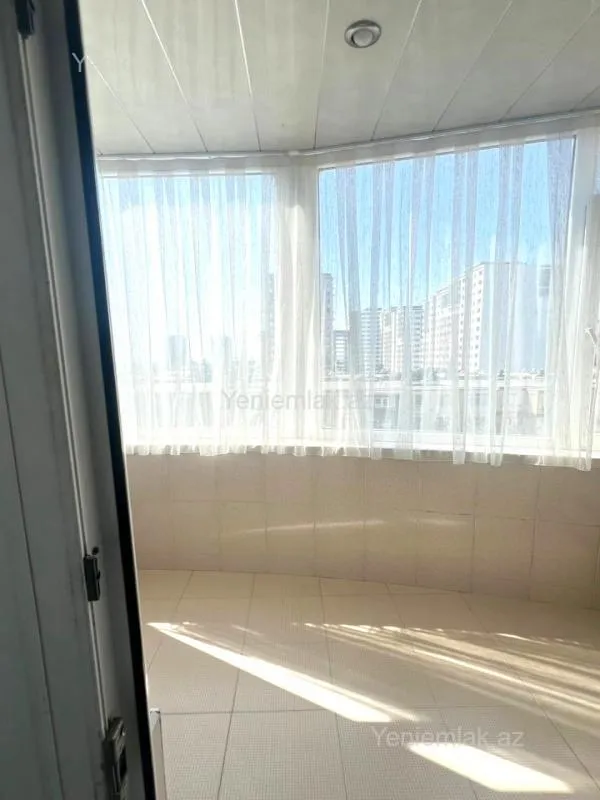 Satılır 2 otaqlı yeni tikili 110 m²