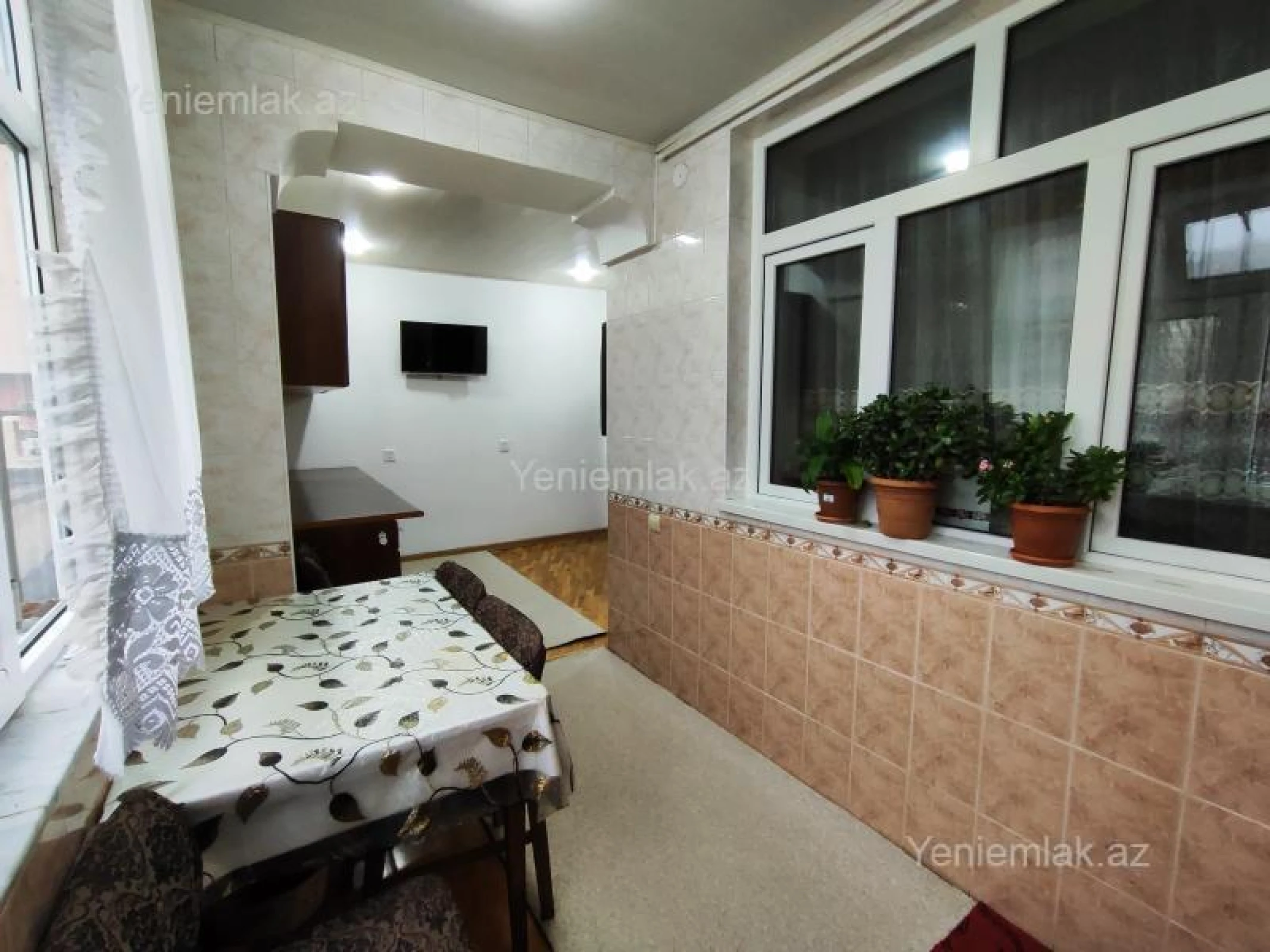 Satılır 4 otaqlı yeni tikili 105 m²