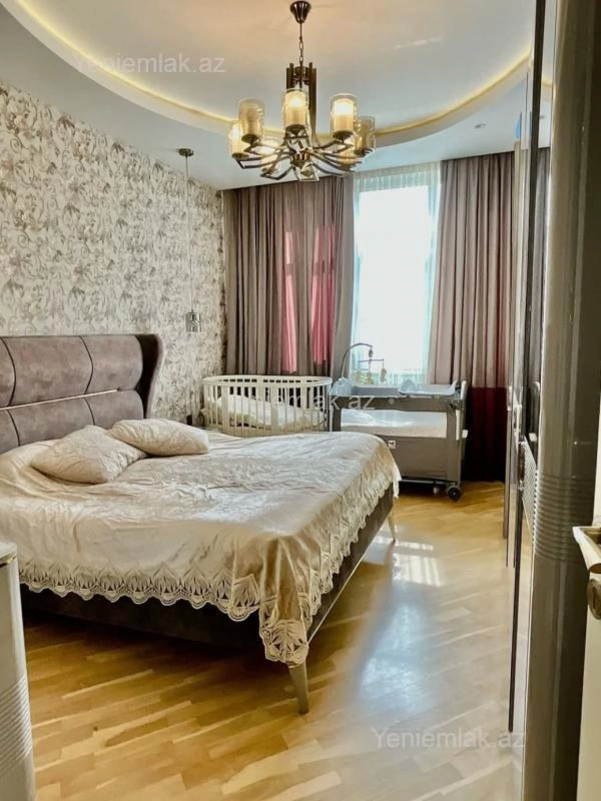 Satılır 3 otaqlı yeni tikili 120 m²