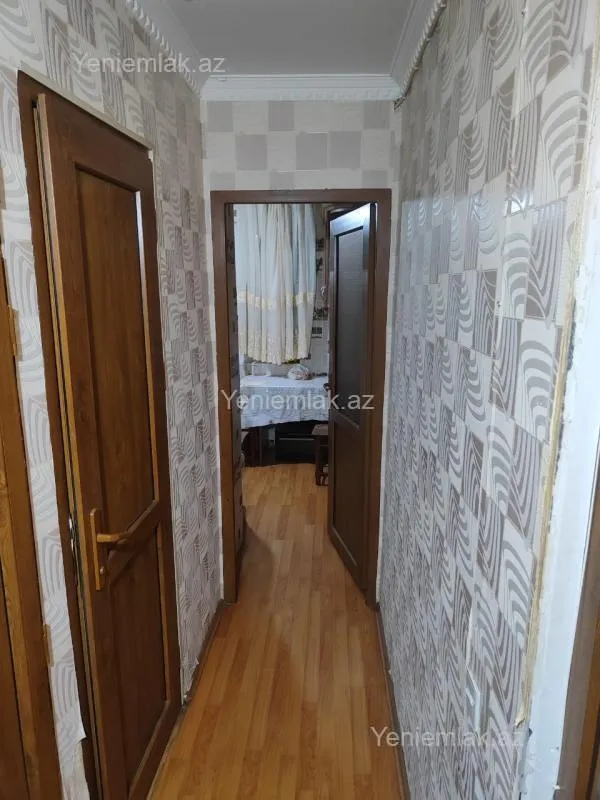 Satılır 1 otaqlı köhnə tikili 35 m²