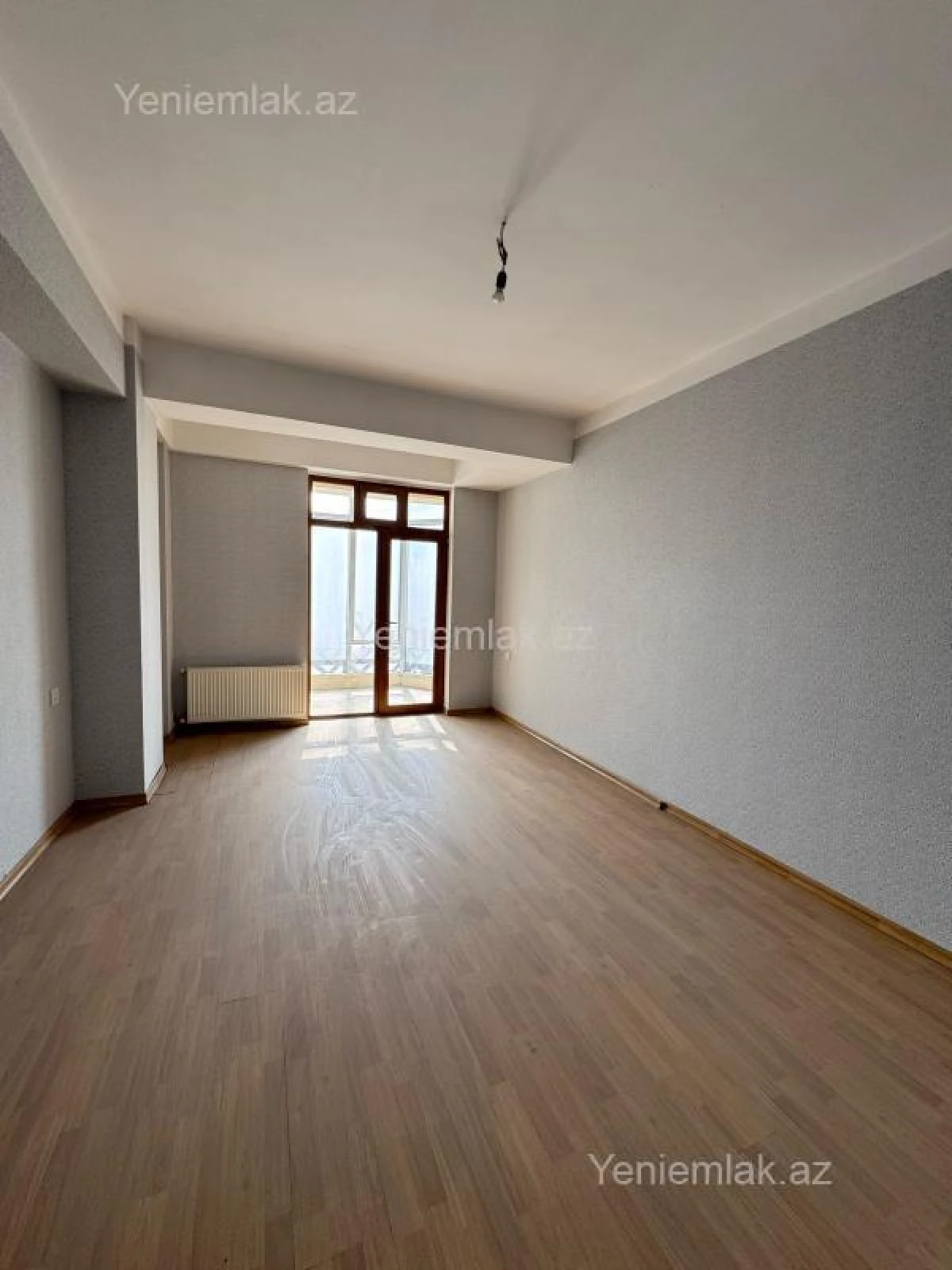 Satılır 6 otaqlı yeni tikili 270 m²