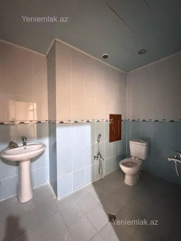 Satılır 6 otaqlı yeni tikili 270 m²