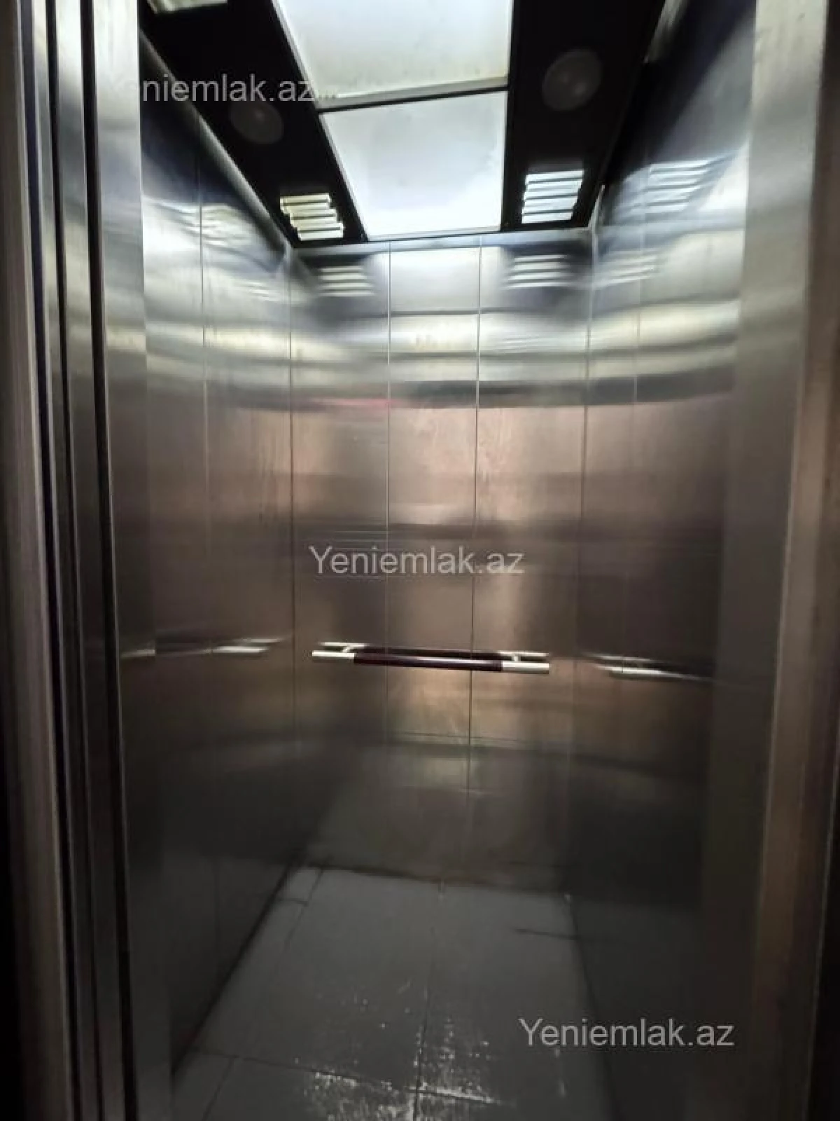 Satılır 6 otaqlı yeni tikili 270 m²