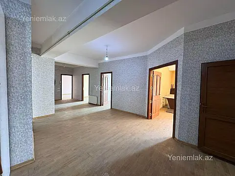 Satılır 6 otaqlı yeni tikili 270 m²