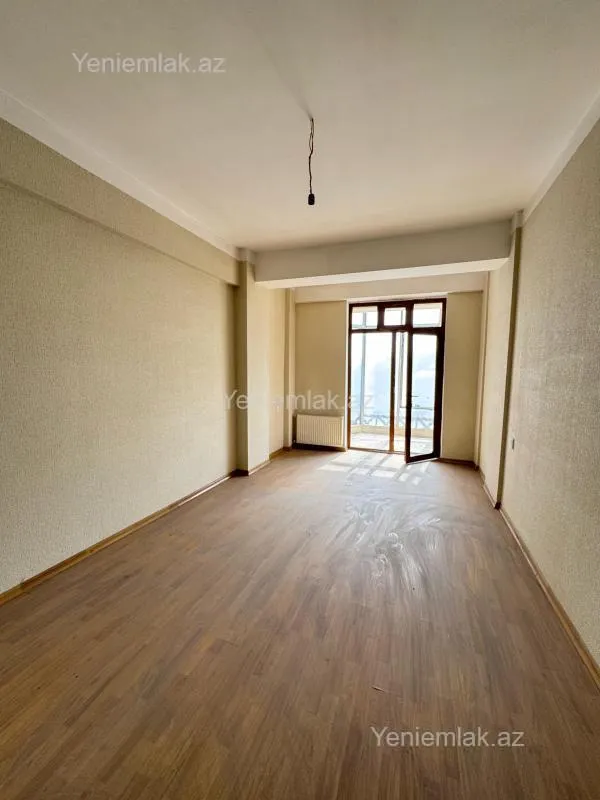 Satılır 6 otaqlı yeni tikili 270 m²