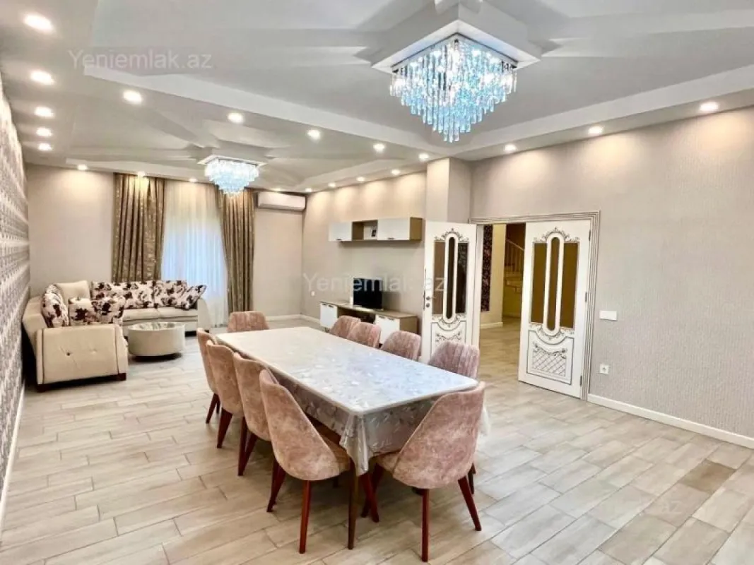 Satılır 5 otaqlı həyət evi 218 m²