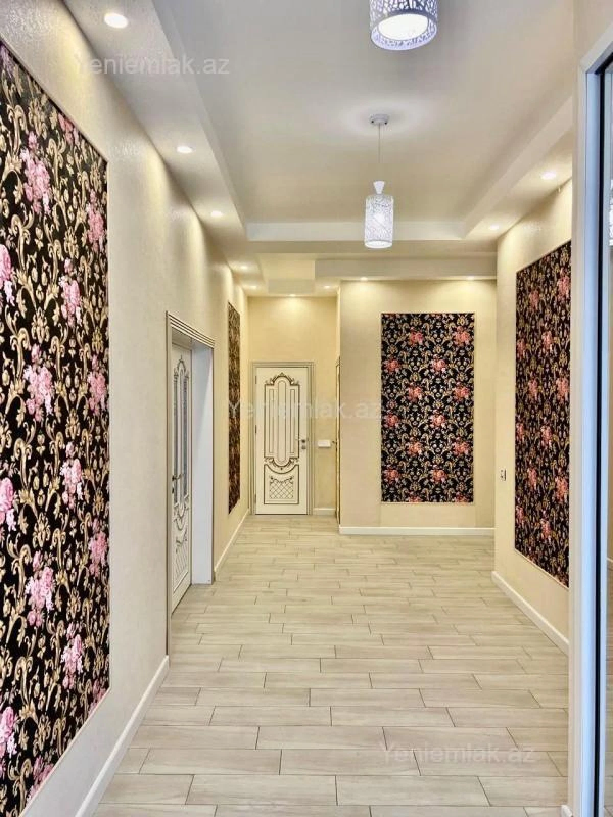 Satılır 5 otaqlı həyət evi 218 m²