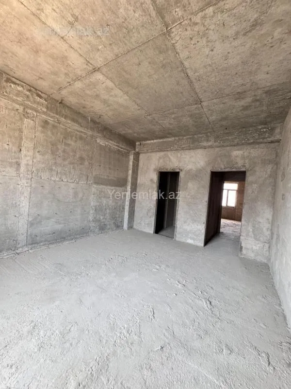 Satılır 5 otaqlı yeni tikili 212 m²
