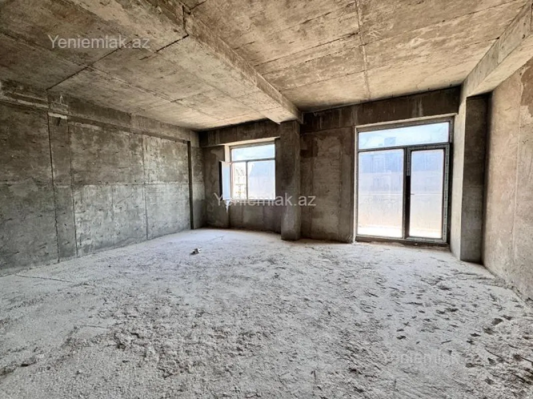 Satılır 5 otaqlı yeni tikili 212 m²