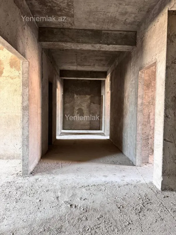 Satılır 5 otaqlı yeni tikili 212 m²