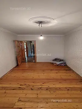 Satılır 3 otaqlı köhnə tikili 80 m²