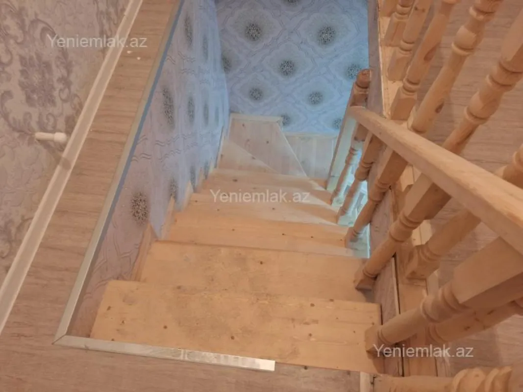 Satılır 4 otaqlı həyət evi 60 m²