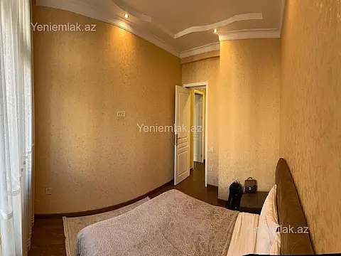 Satılır 2 otaqlı yeni tikili 95 m²