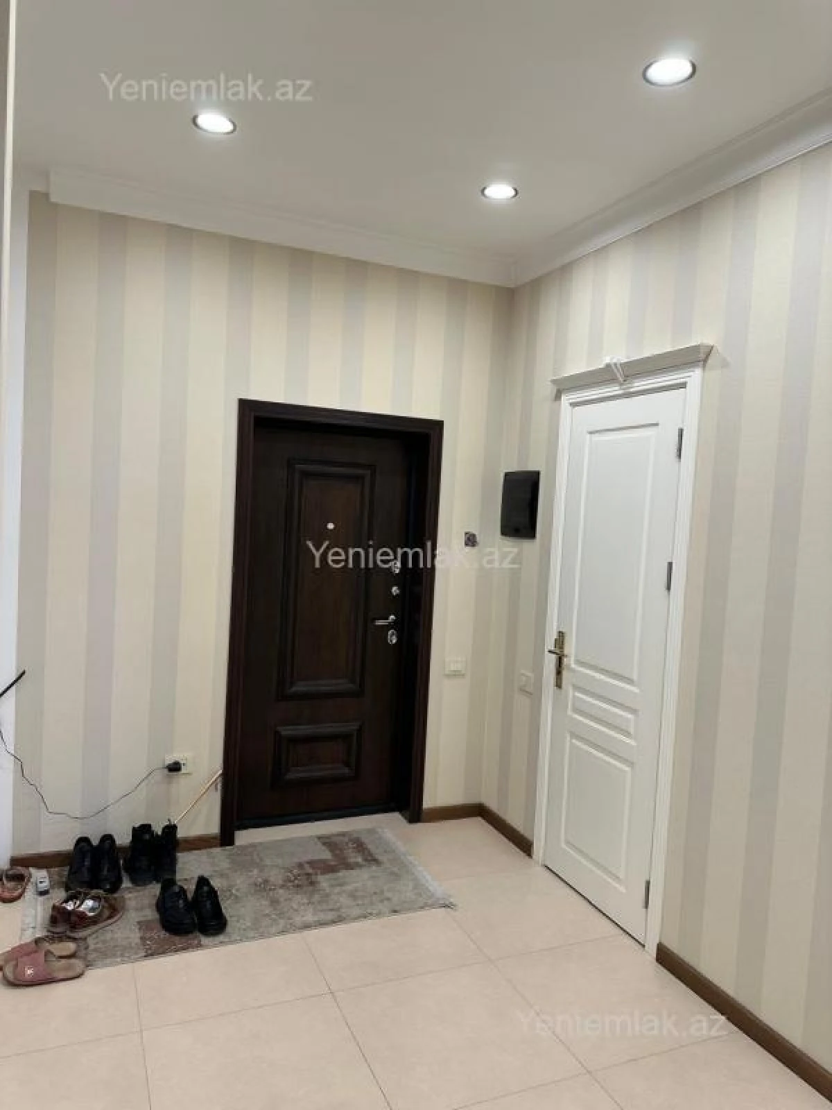 Satılır 2 otaqlı yeni tikili 95 m²