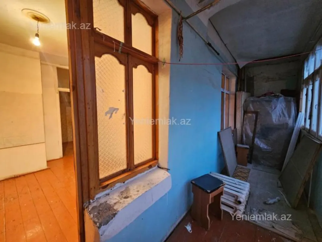 Satılır 3 otaqlı köhnə tikili 75 m²