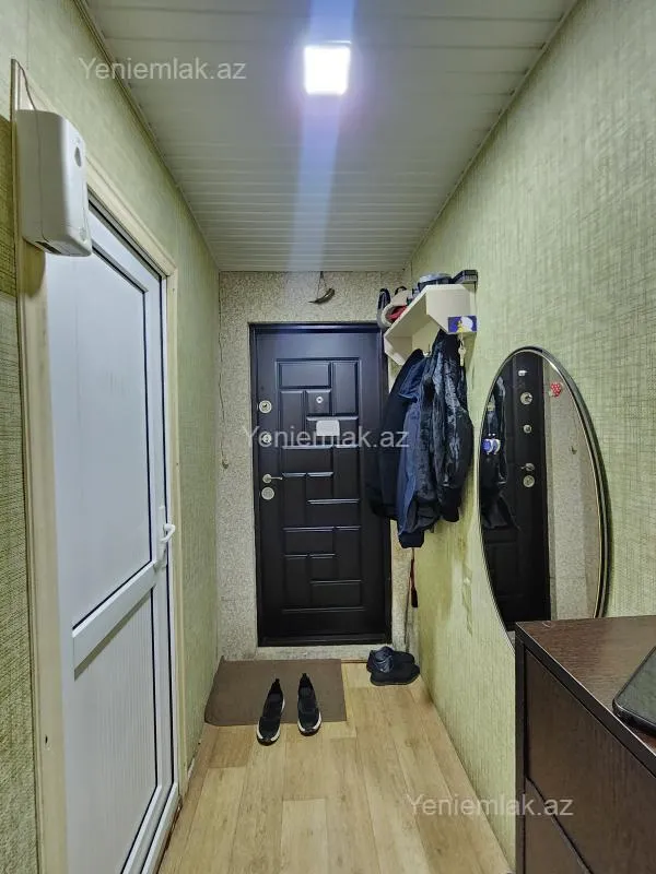 Satılır 2 otaqlı köhnə tikili 47 m²