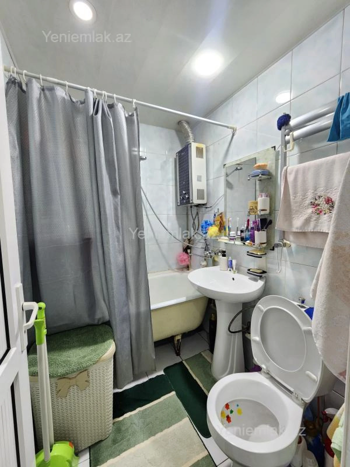 Satılır 2 otaqlı köhnə tikili 47 m²