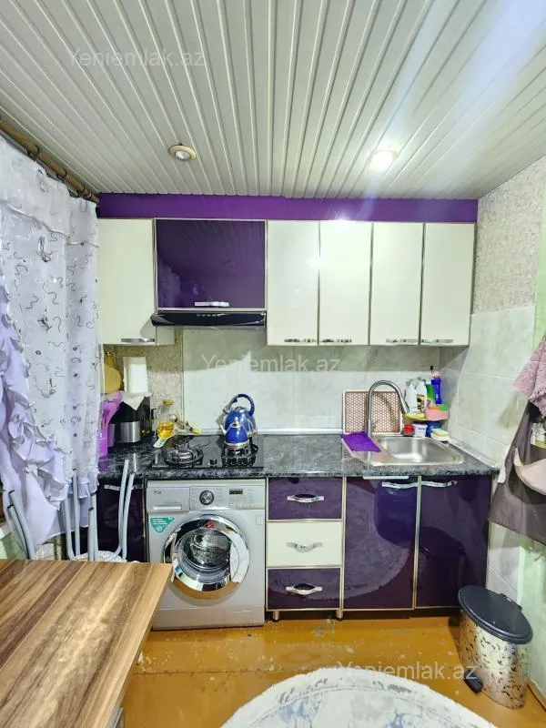 Satılır 2 otaqlı köhnə tikili 47 m²