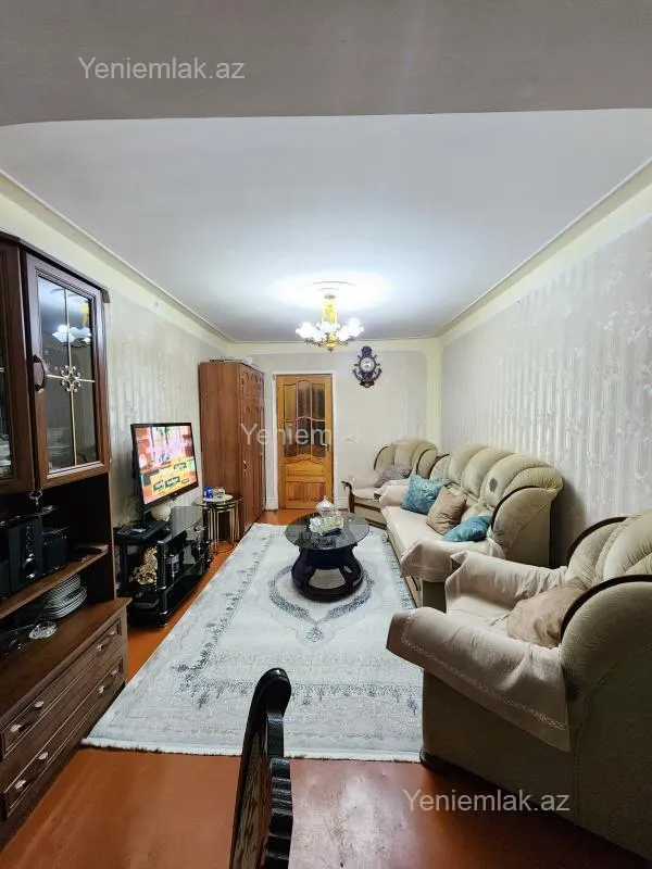 Satılır 2 otaqlı köhnə tikili 47 m²