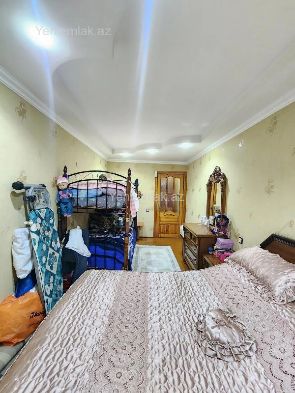 Satılır 2 otaqlı köhnə tikili 47 m²