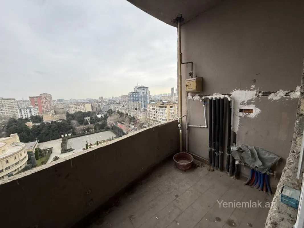 Satılır 4 otaqlı yeni tikili 163 m²