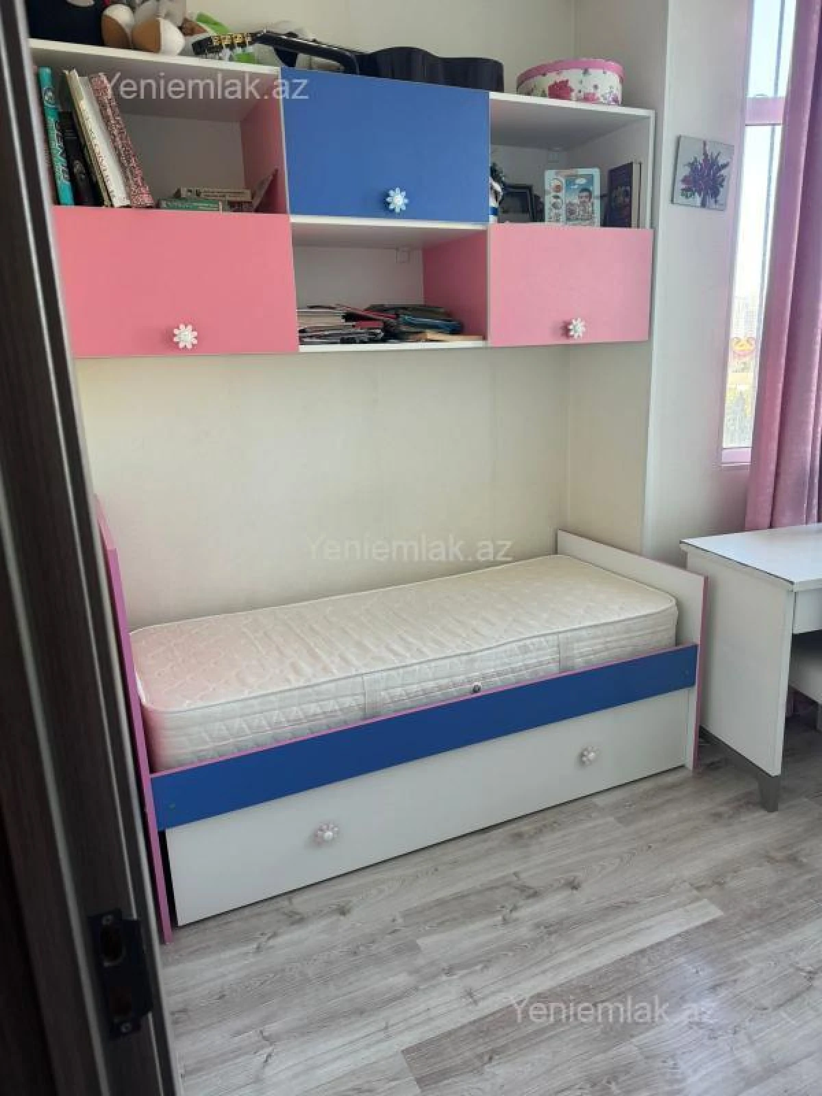 Satılır 2 otaqlı yeni tikili 93 m²