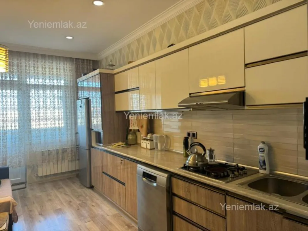 Satılır 2 otaqlı yeni tikili 93 m²