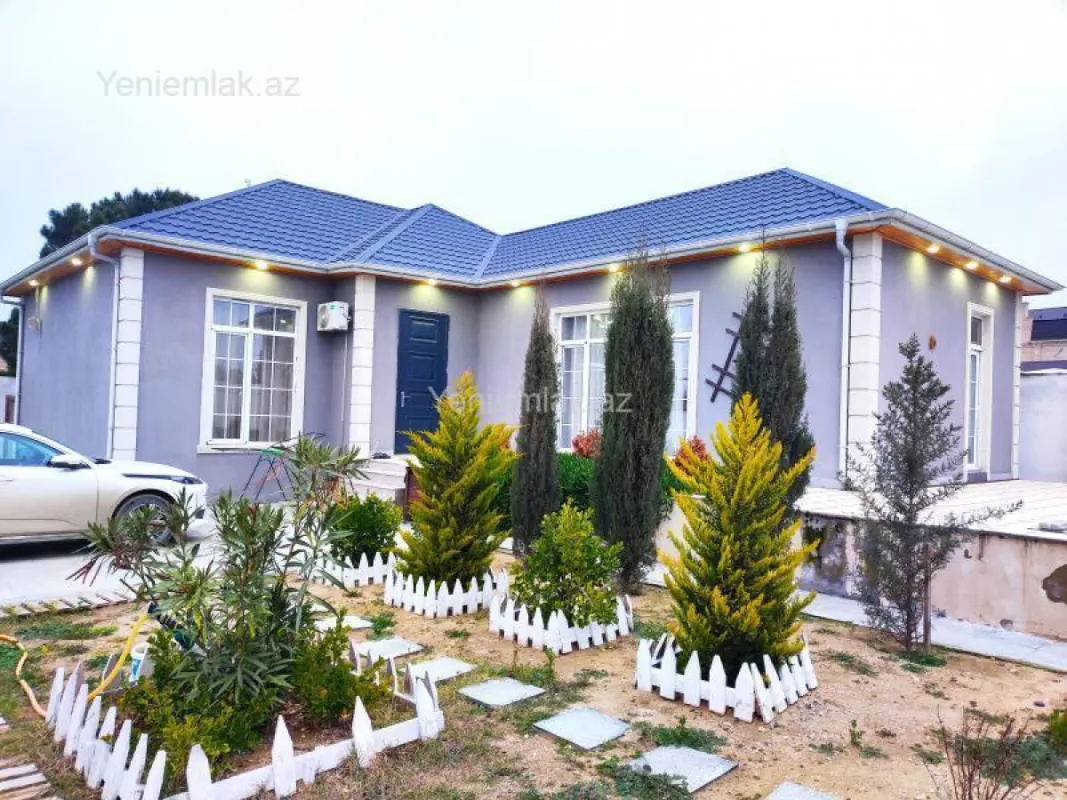 Satılır 4 otaqlı həyət evi 145 m²