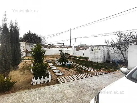 Satılır 4 otaqlı həyət evi 145 m²