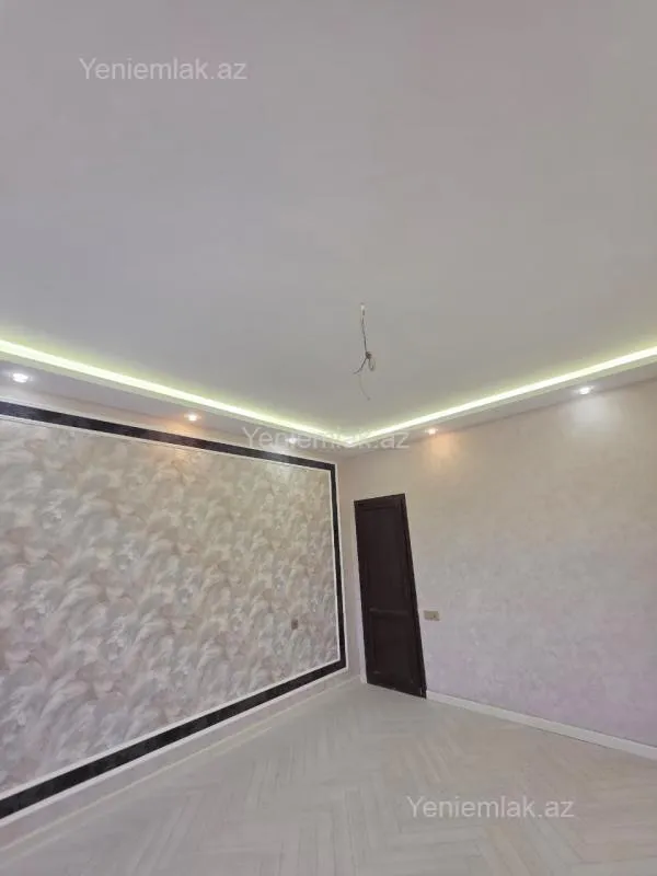 Satılır 10 otaqlı həyət evi 350 m²