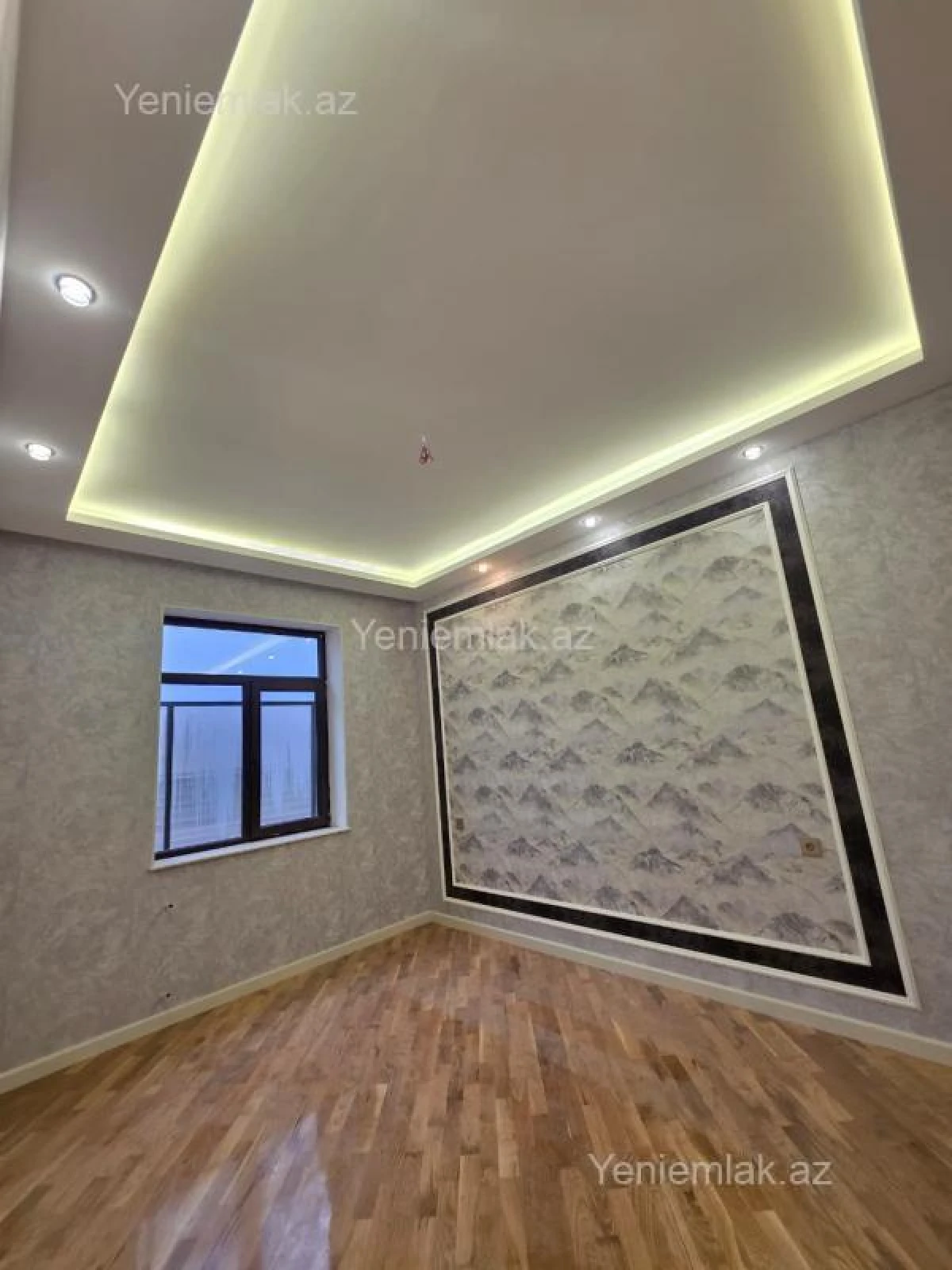 Satılır 10 otaqlı həyət evi 350 m²