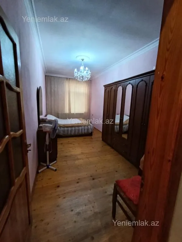 Satılır 2 otaqlı yeni tikili 70 m²