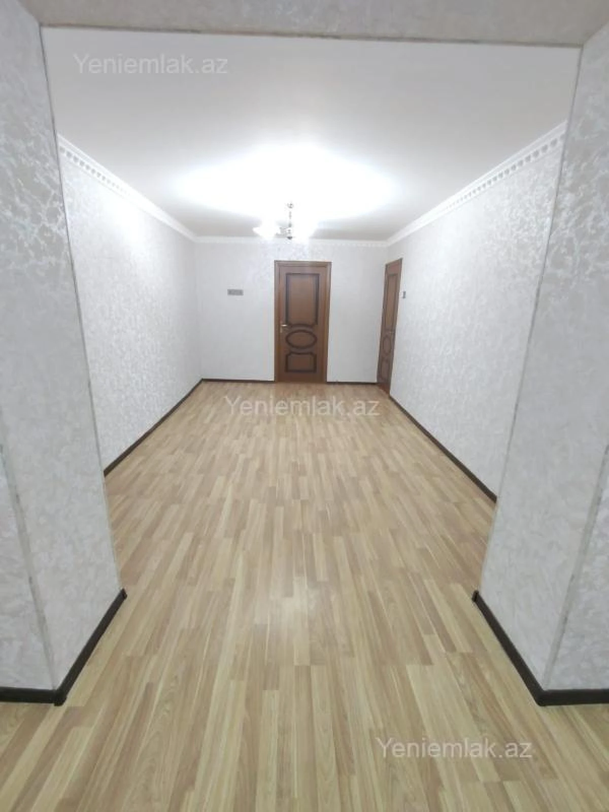 Satılır 3 otaqlı köhnə tikili 72 m²