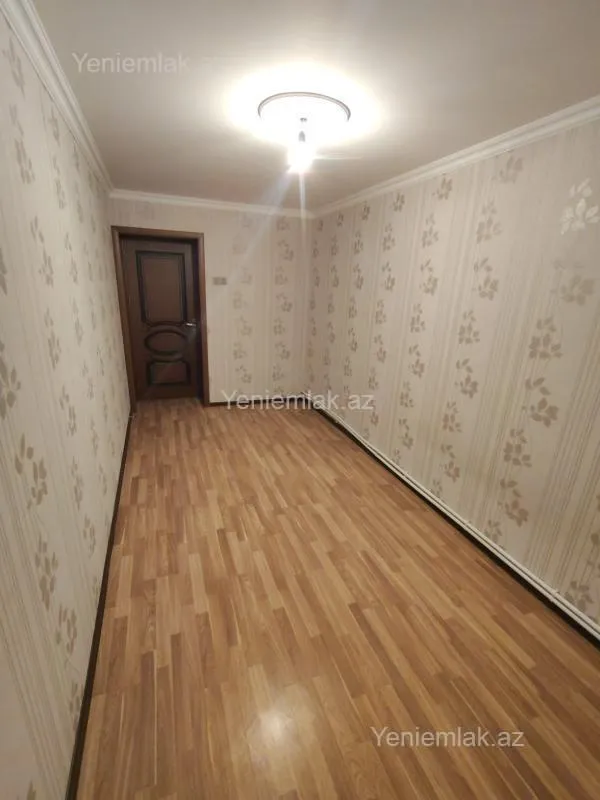 Satılır 3 otaqlı köhnə tikili 72 m²