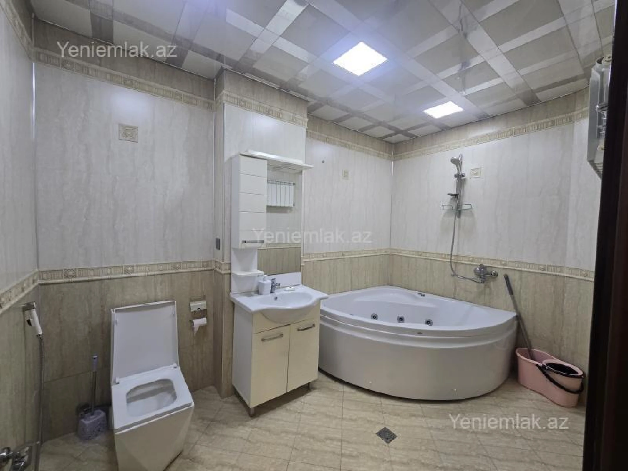 Satılır 4 otaqlı yeni tikili 163 m²