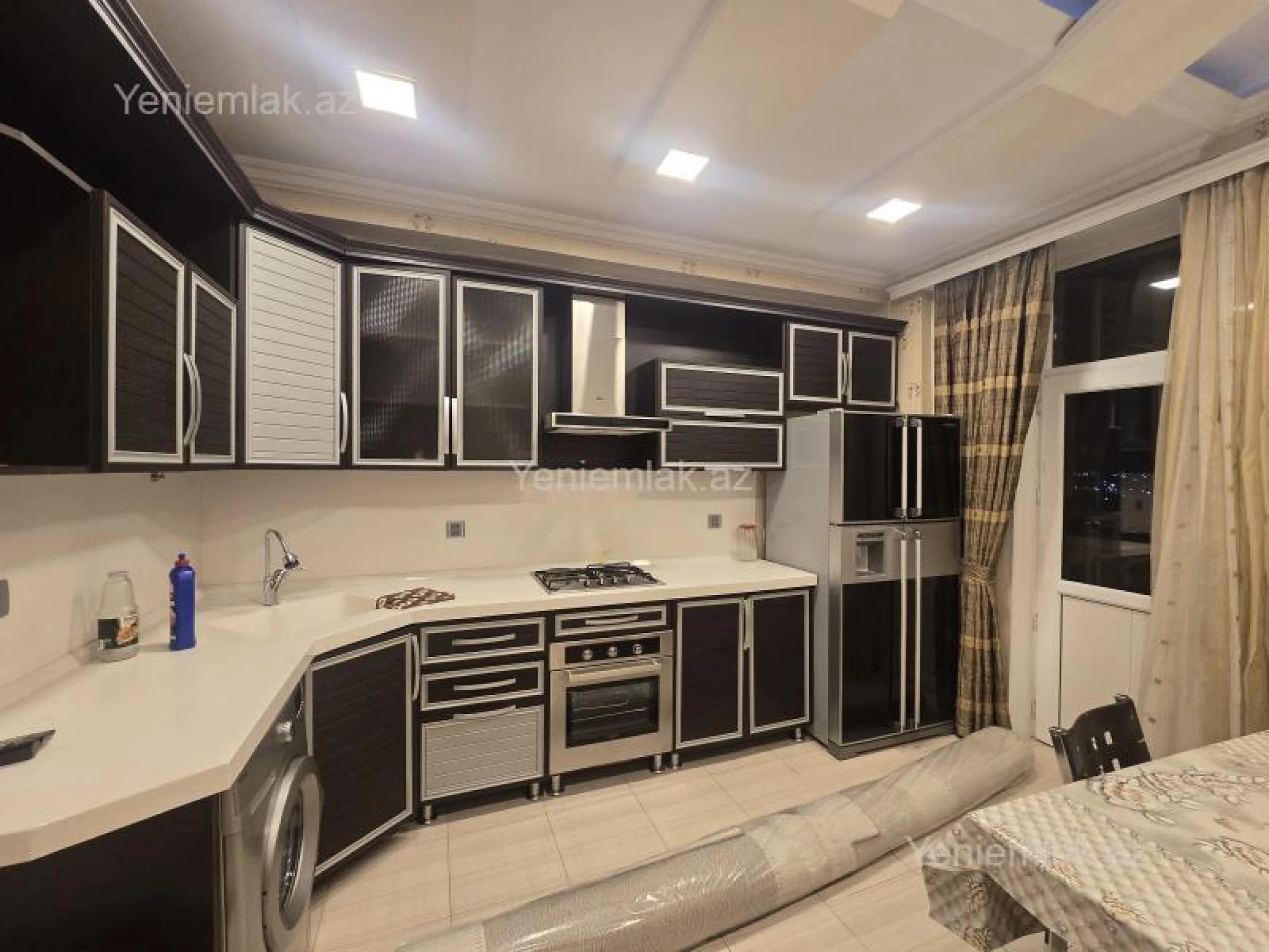 Satılır 4 otaqlı yeni tikili 163 m²