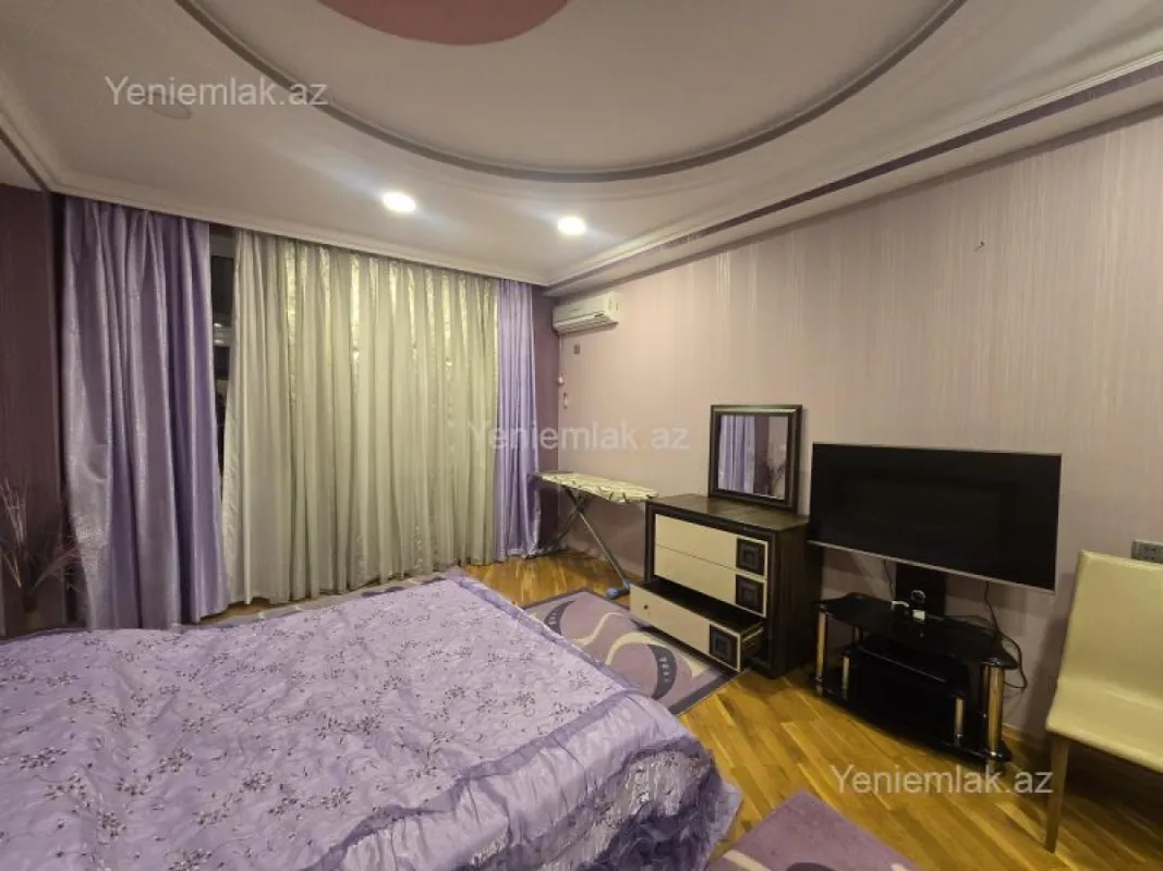 Satılır 4 otaqlı yeni tikili 163 m²