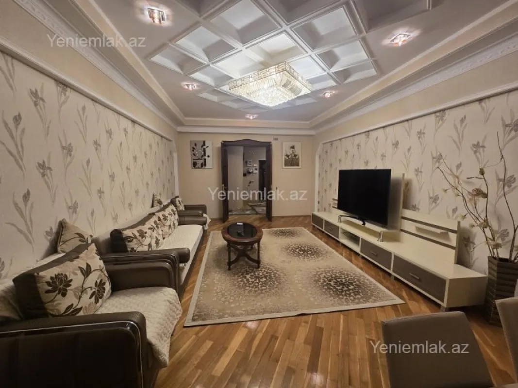 Satılır 4 otaqlı yeni tikili 163 m²