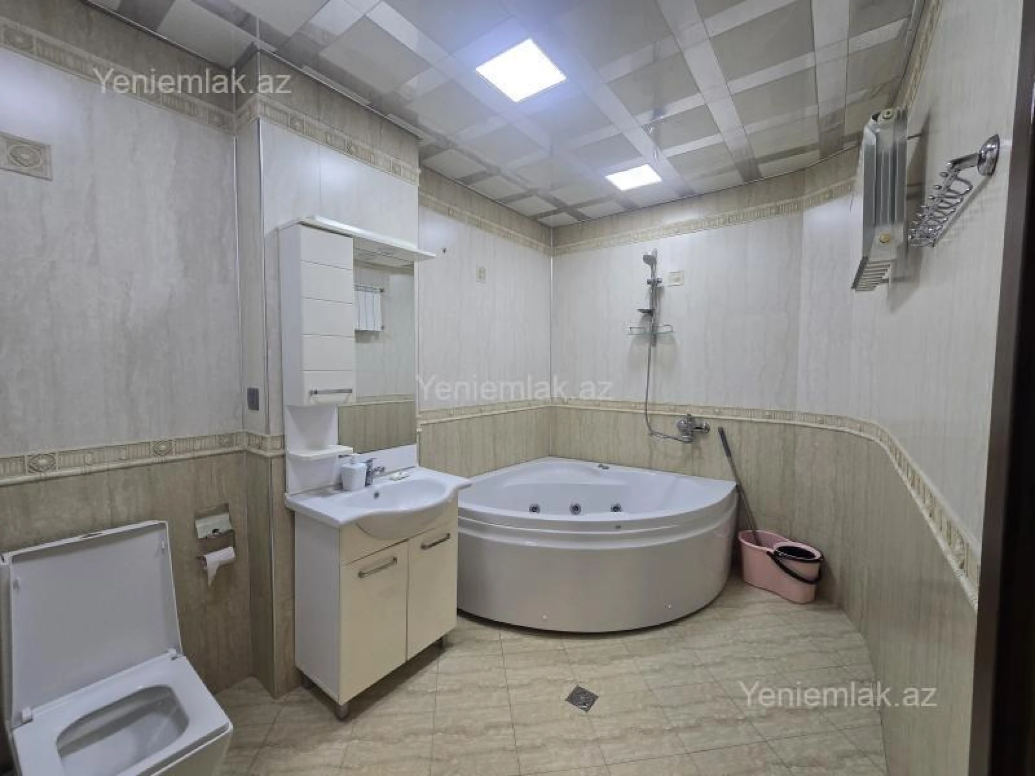 Satılır 4 otaqlı yeni tikili 163 m²