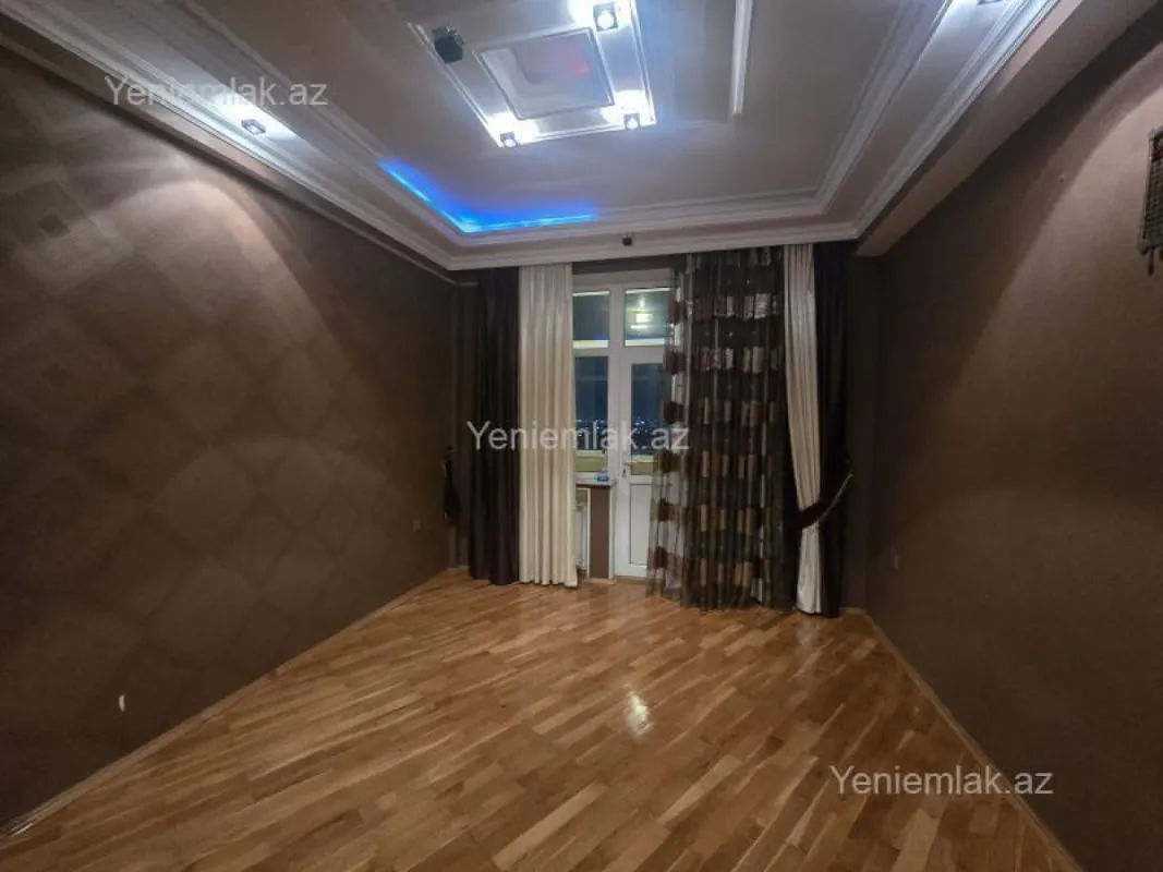 Satılır 4 otaqlı yeni tikili 163 m²