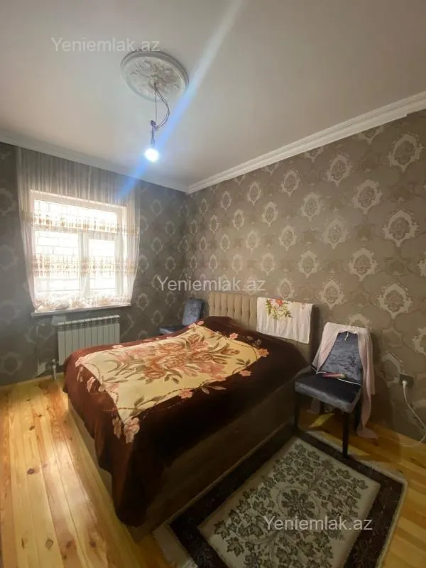 Satılır 4 otaqlı həyət evi 150 m²