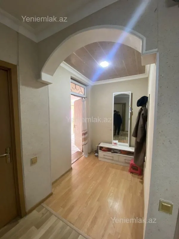 Satılır 3 otaqlı həyət evi 100 m²