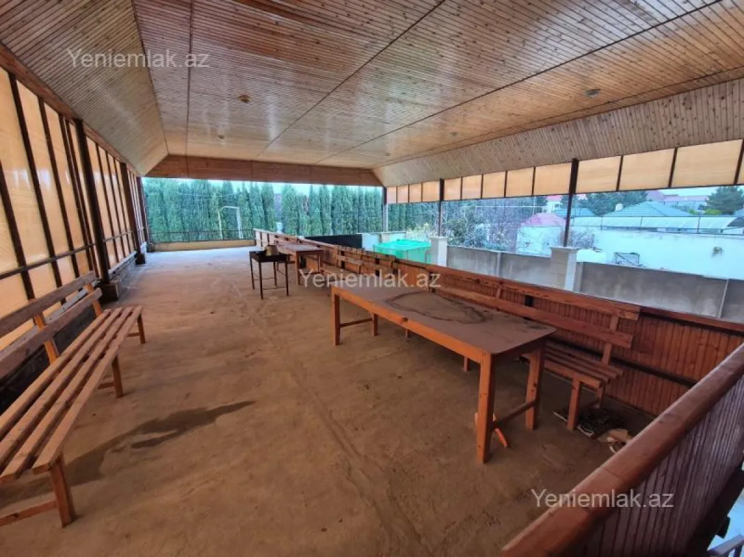 Satılır 5 otaqlı həyət evi 234.6 m²