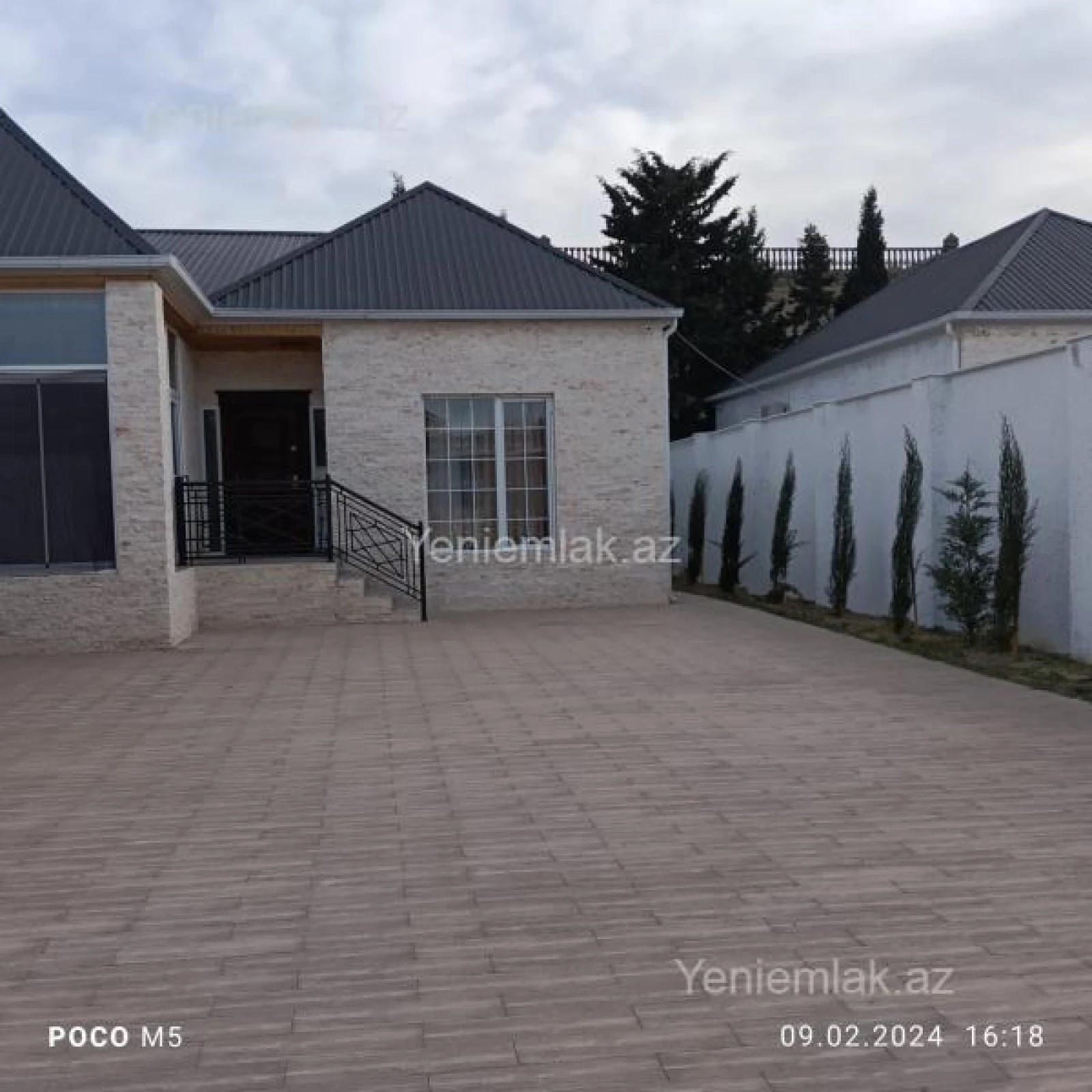 Satılır 4 otaqlı həyət evi 140 m²