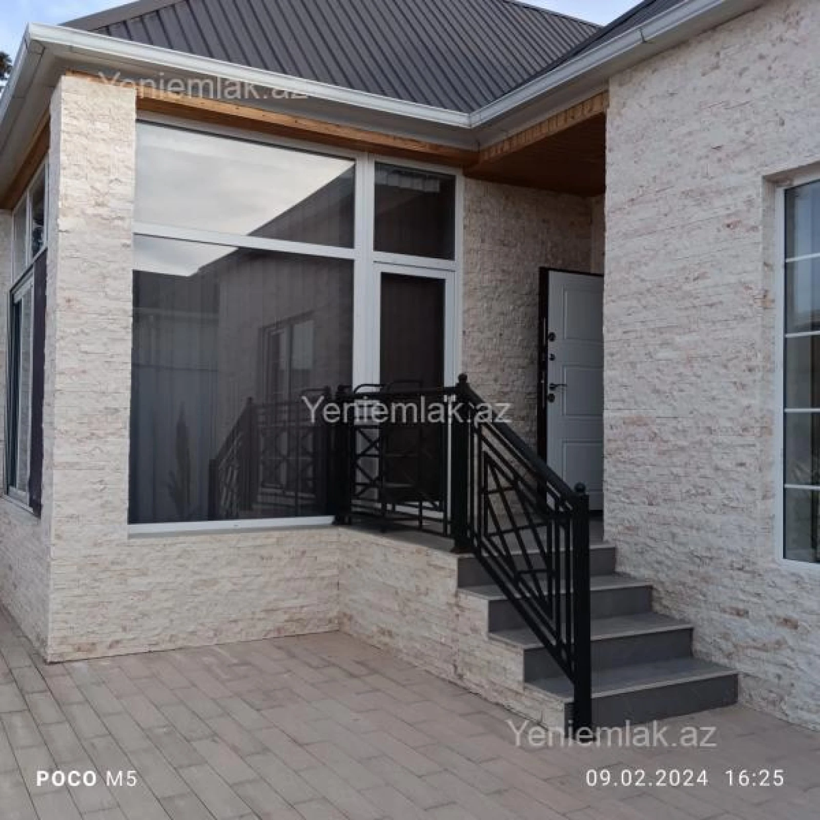 Satılır 4 otaqlı həyət evi 140 m²