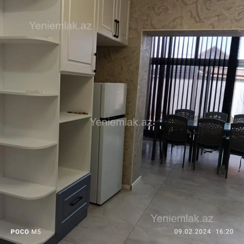 Satılır 4 otaqlı həyət evi 140 m²