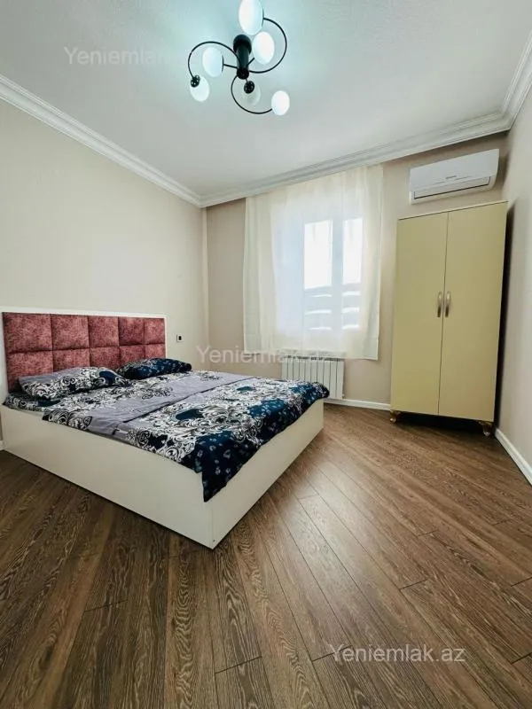 Satılır 4 otaqlı həyət evi 140 m²