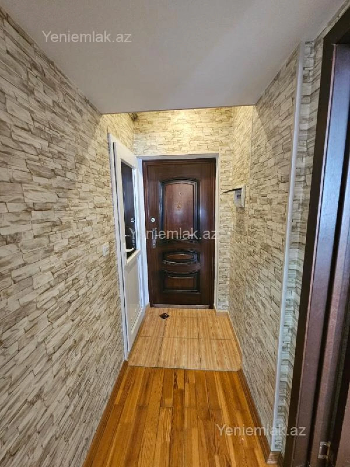 Satılır 1 otaqlı yeni tikili 35 m²