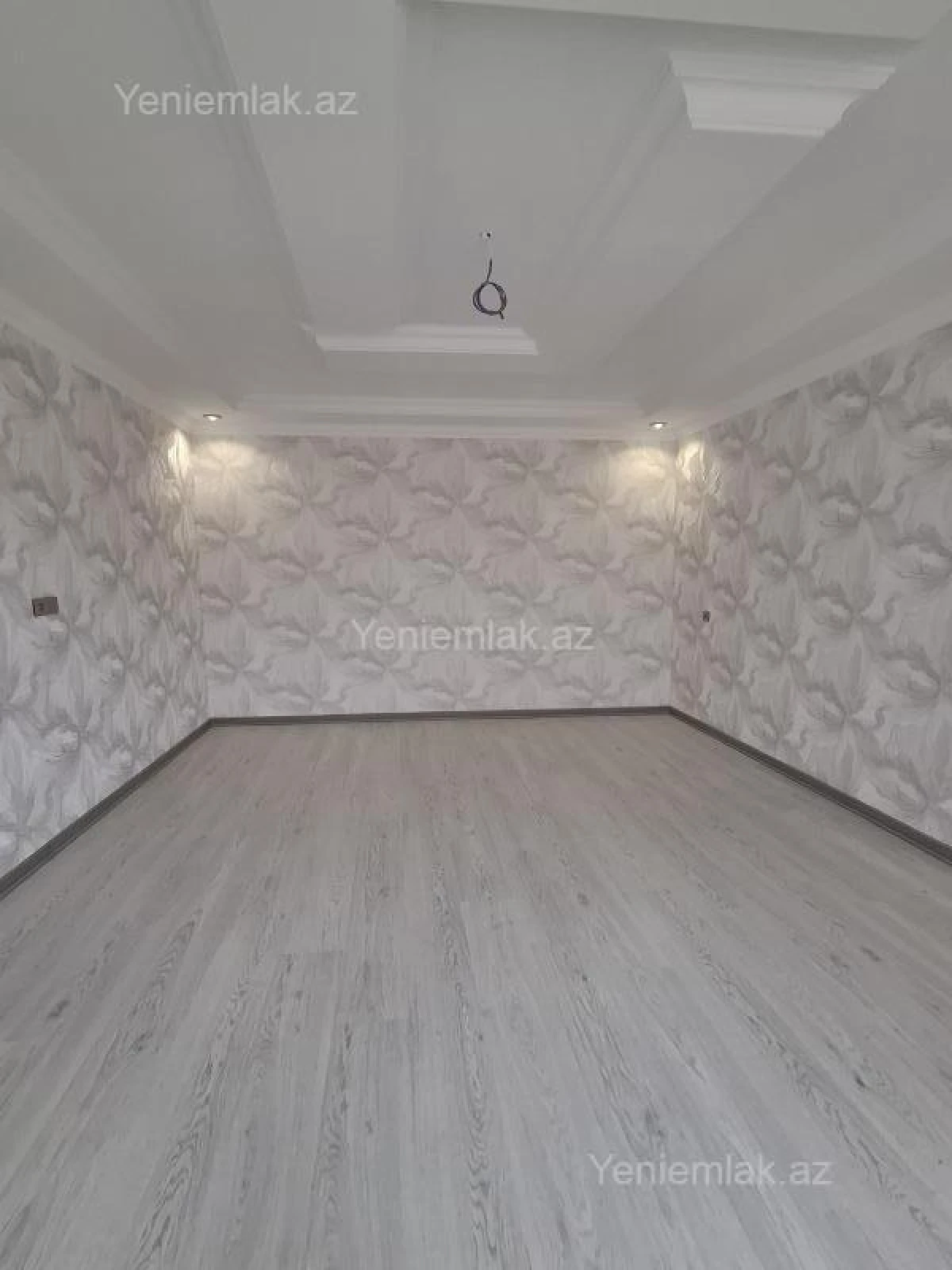 Satılır 5 otaqlı həyət evi 140 m²